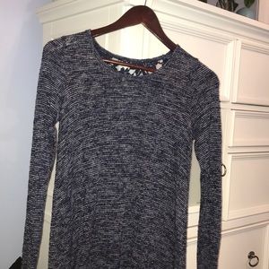 Women’s sweater